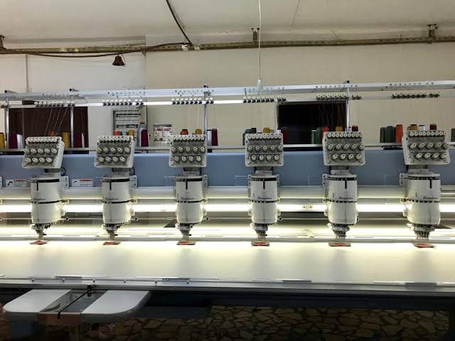 Kurumsal nakış işlemesi - logo ve isim nakışı